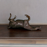 Бронзовая композиция "Валяющийся жеребец"